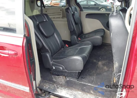 2014 Chrysler Town & Country Touring from USA, damaged, VIN 2C4RC1BG9ER437362